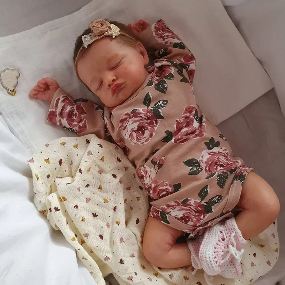 دمى سيليكون كاملة الجسم من الف - مراجعة Reborn Baby Doll Silicone Realistic وسعره